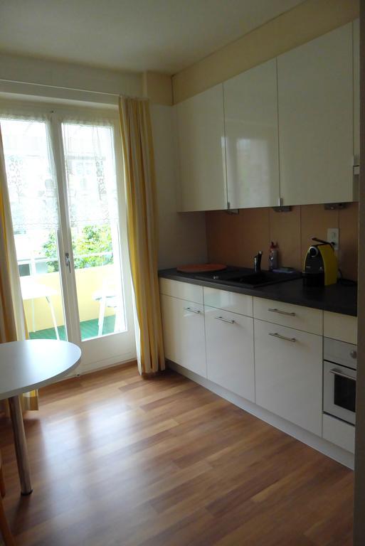 B&B Schlettstadterstrasse Basilea Esterno foto